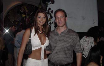 Clients get to meet Cali singles during our tours